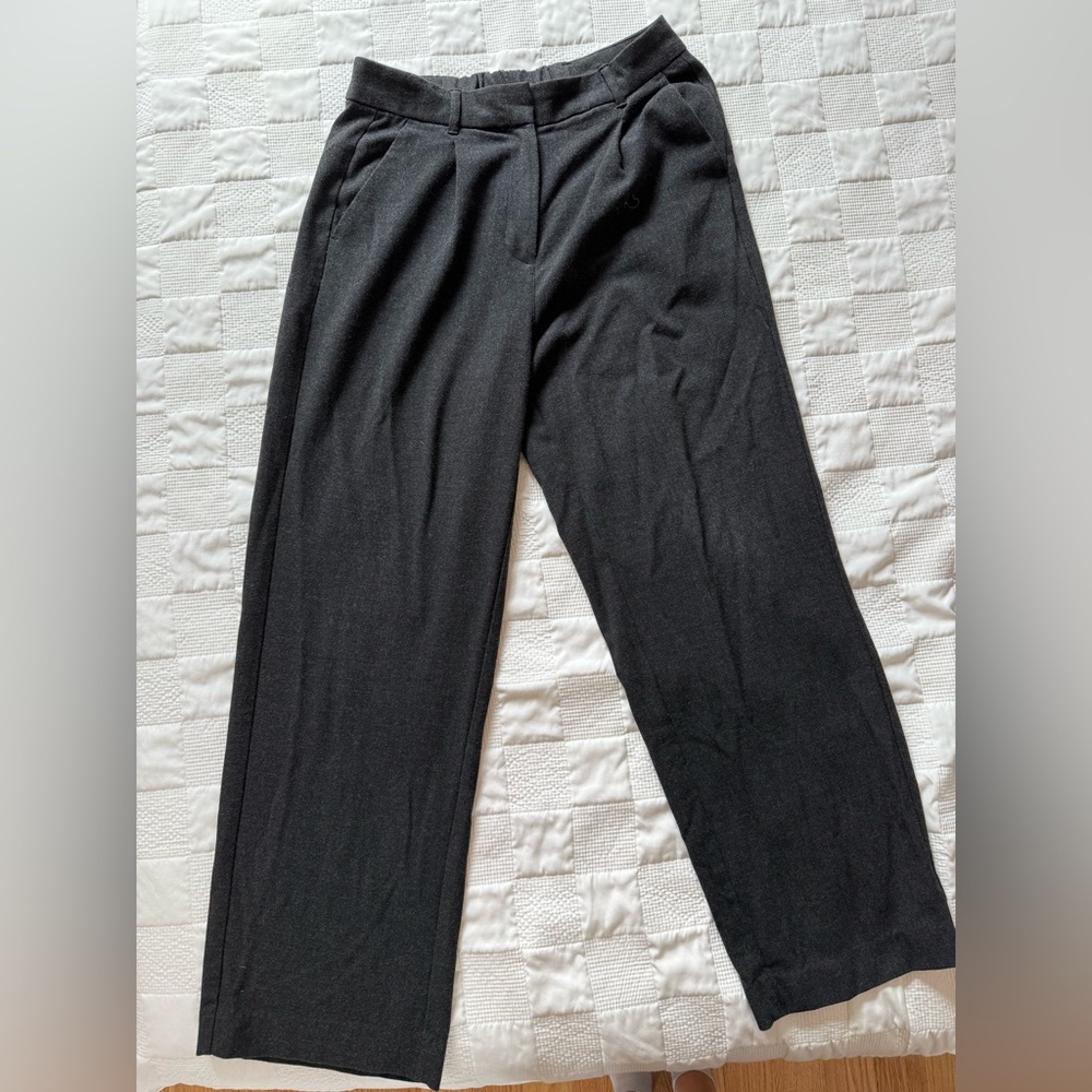 Old Navy Classic Gray Trousers